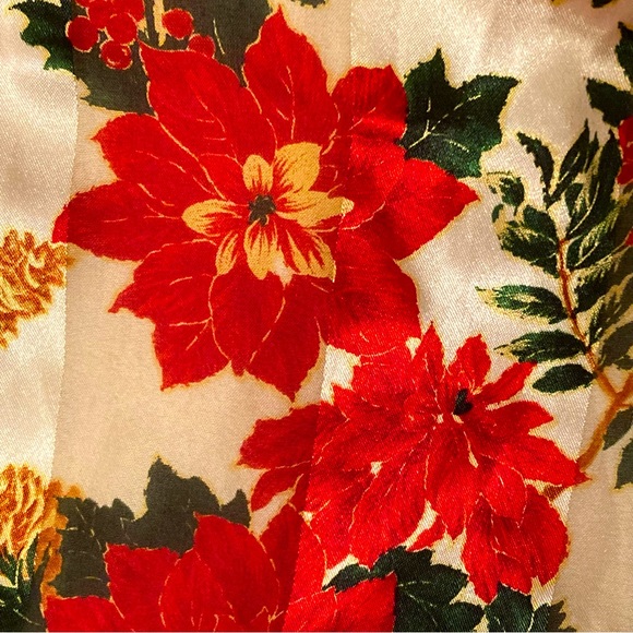 Gift Sale❣️Holiday Collectible Elaine Gold Red Scarf - Picture 6 of 9